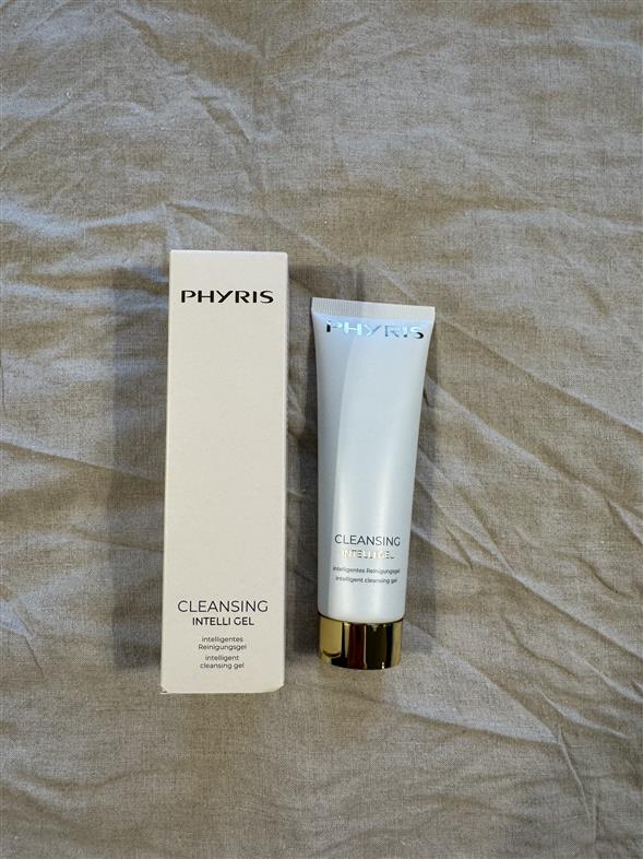 Cleansing Intelli Gel